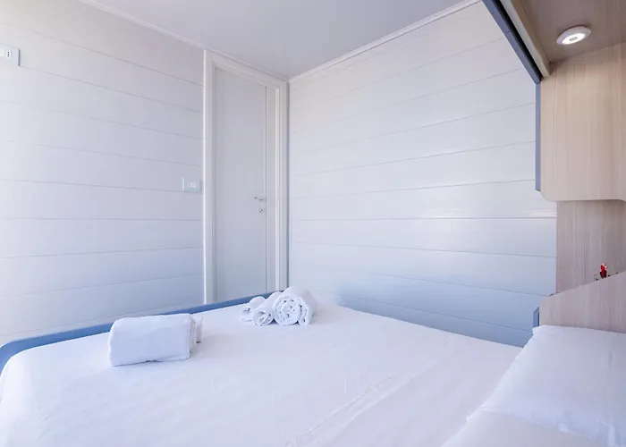 ספינת מלון Due Nodi By Barbarhouse *